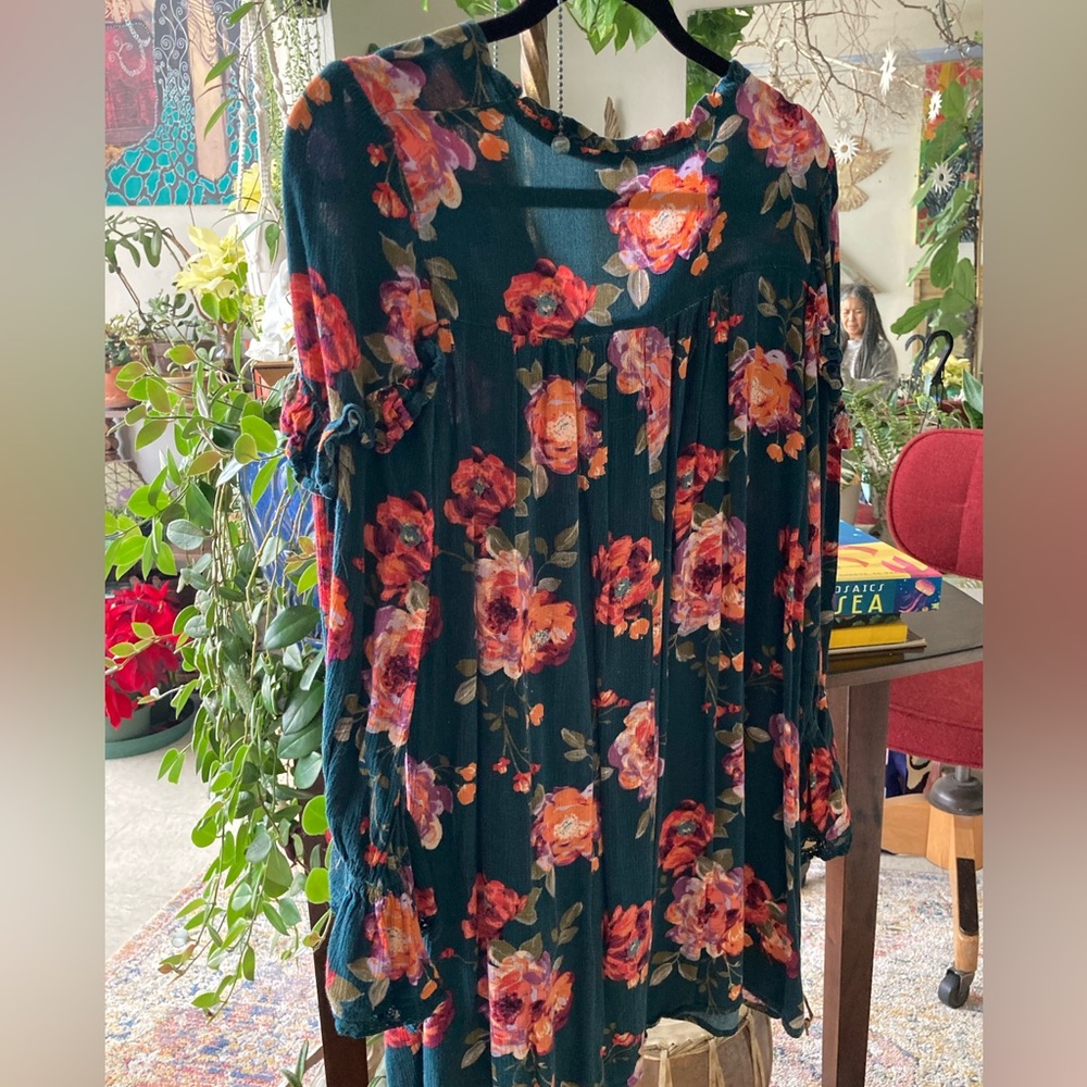 Cute floral top/ tunic/ dress